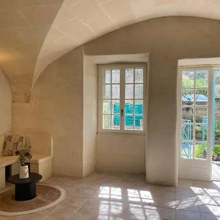 Authentique Mazet Et Sa Fontaine En Provence 別荘 フォンヴィエイユ